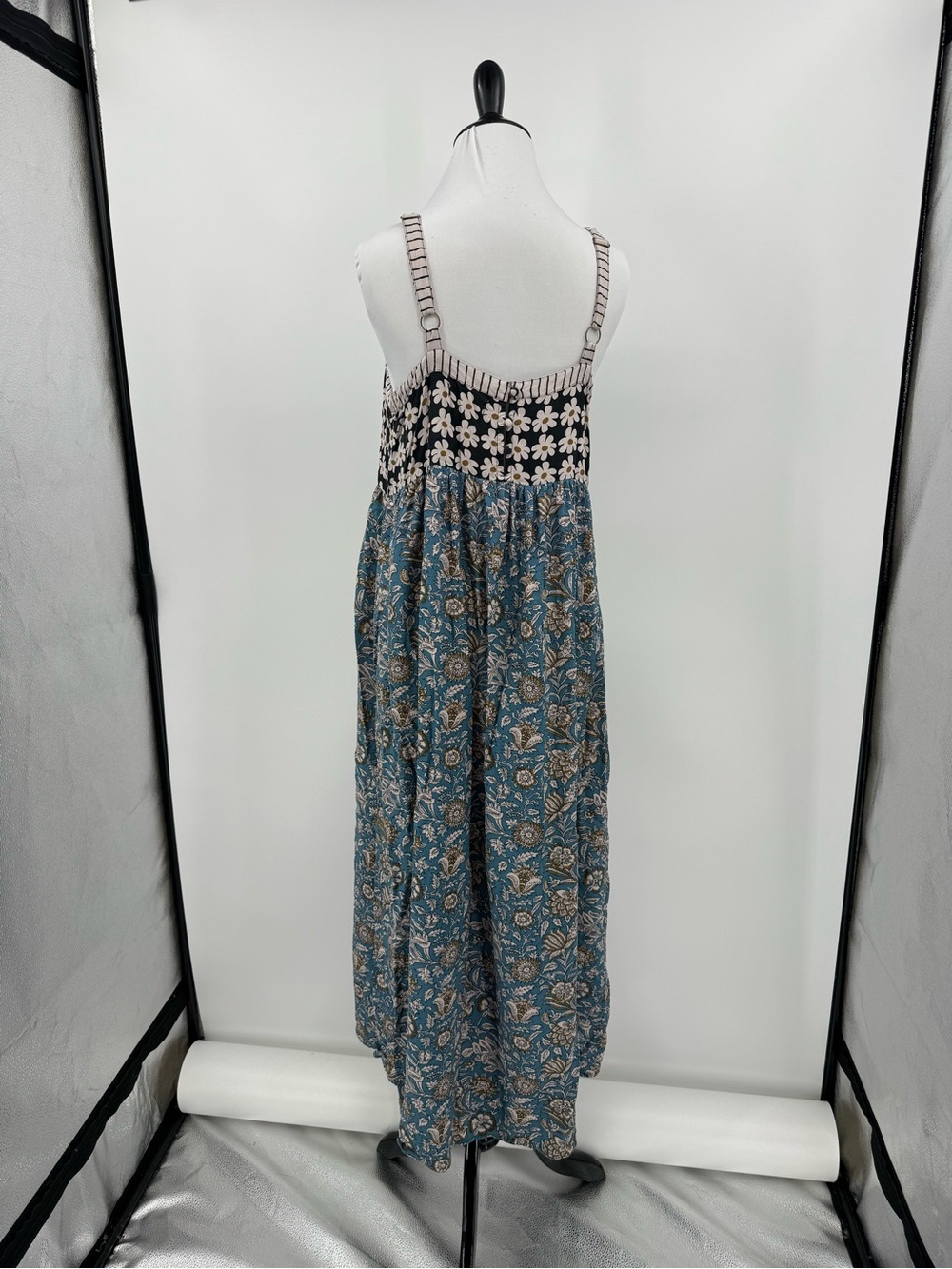 Natural Life Patti Side Slit Maxi Dress Cream Floral Mix SIZE Medium - Picture 6 of 13